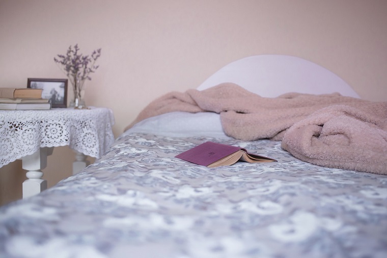 Schlafen keine Rückenschmerzen richtige Matratze
