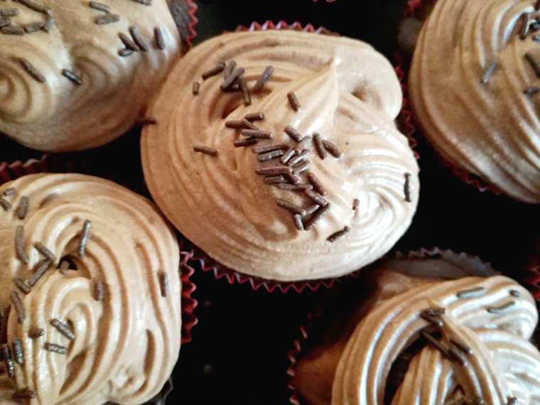 Ferrero-Rocher Cupcakes ohne Nutellabuttercreme